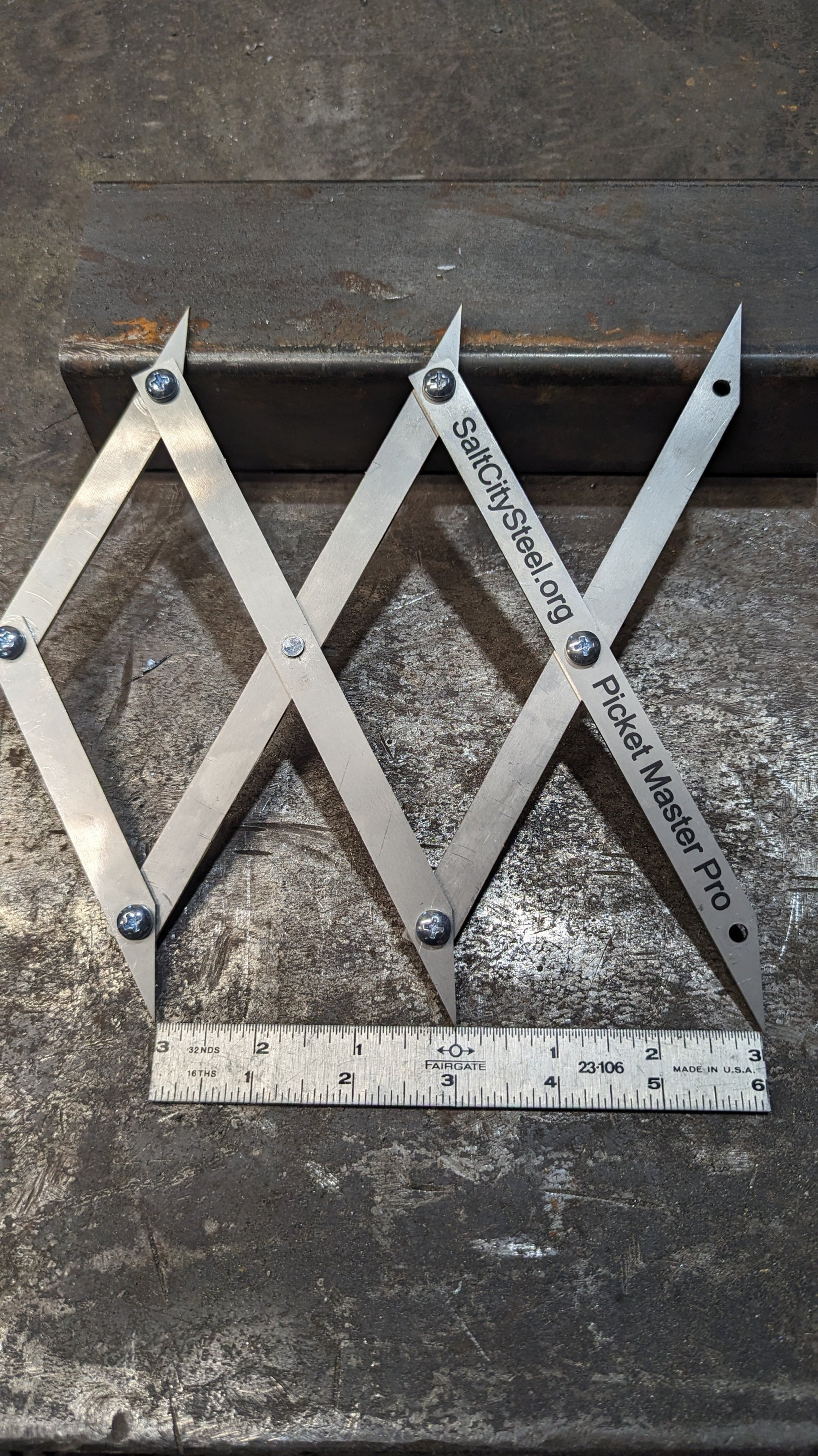 🔥-Picket Master Pro 3-Point Center Finder