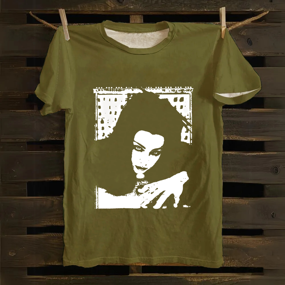 Unisex Vintage Amy Lee Singer Cotton T-Shirt