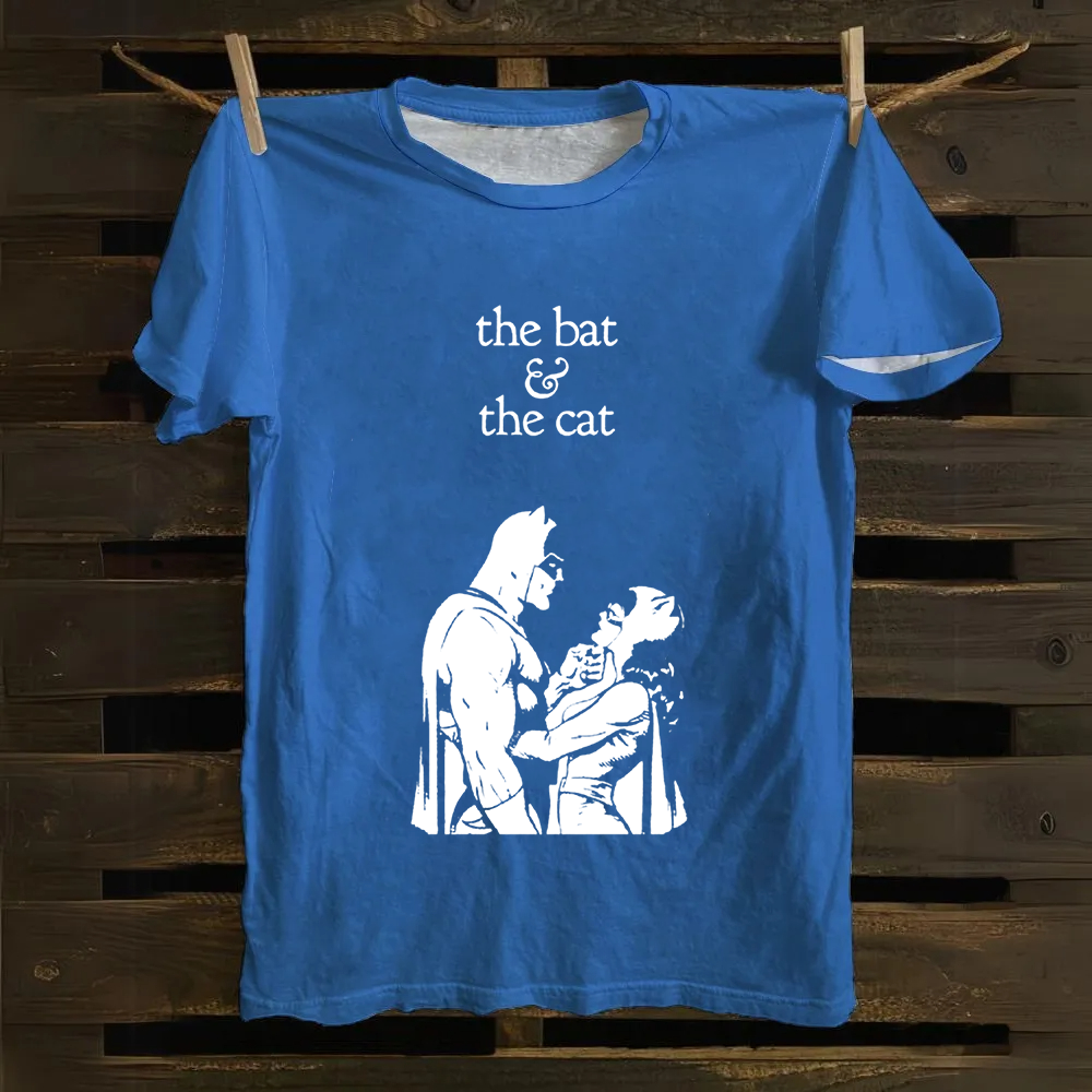 Unisex Vintage  Batman & Cat Woman comic art Cotton T-Shirt