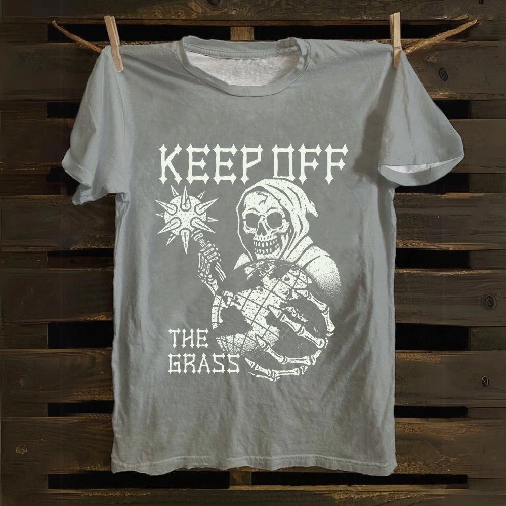 Unisex Vintage Keep Off The Grass Skull Cotton T-Shirt