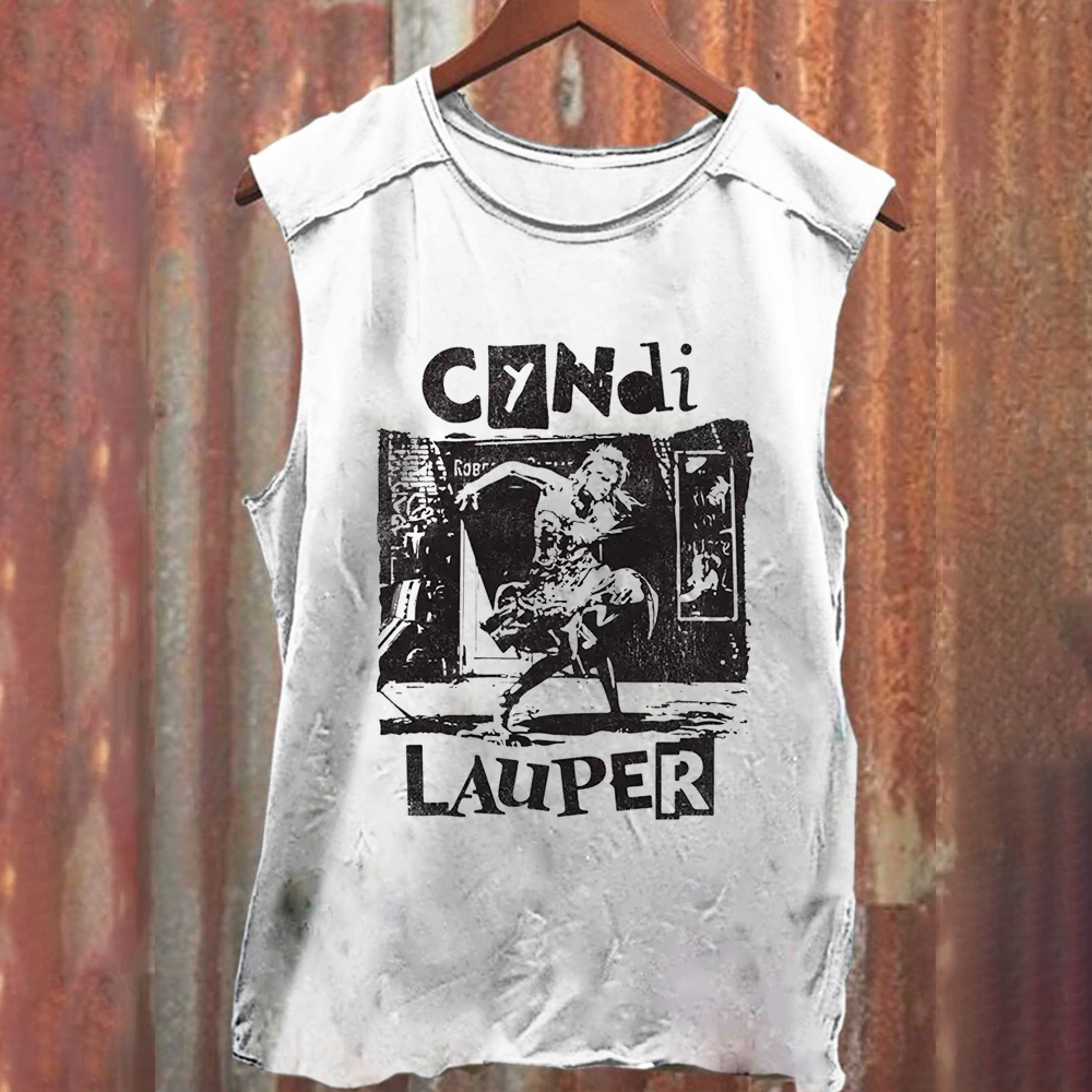 Retro Pink She's So Unusual Cyndi Lauper Unisex ClassicTank Top
