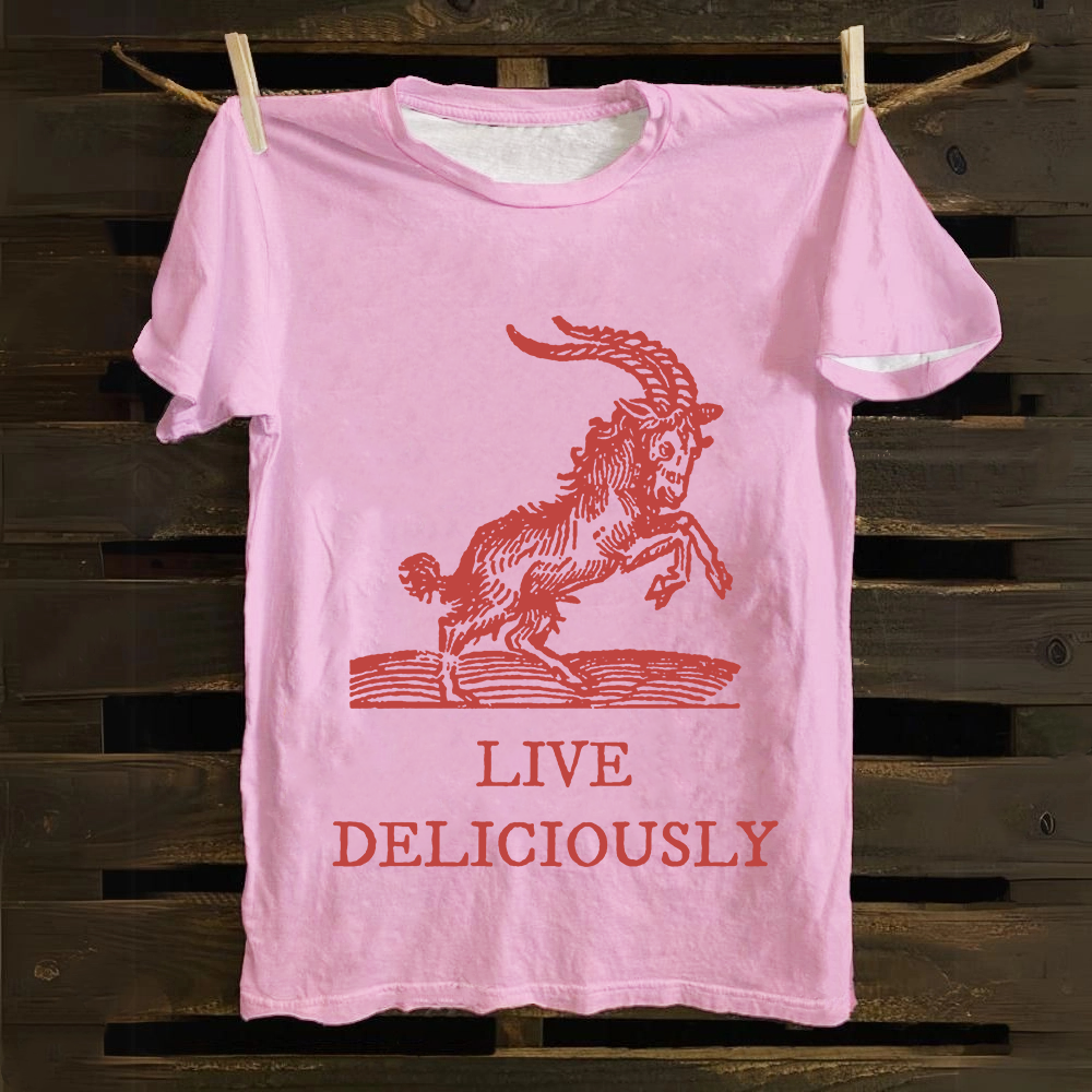 Unisex Vintage Cotton The Witch Live Deliciously  T-Shirt