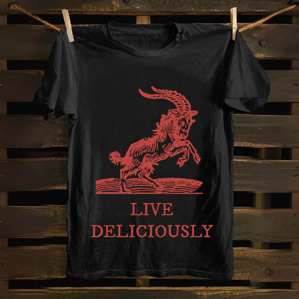 Unisex Vintage Cotton The Witch Live Deliciously  T-Shirt