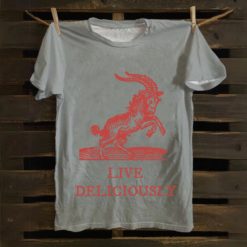 Unisex Vintage Cotton The Witch Live Deliciously  T-Shirt
