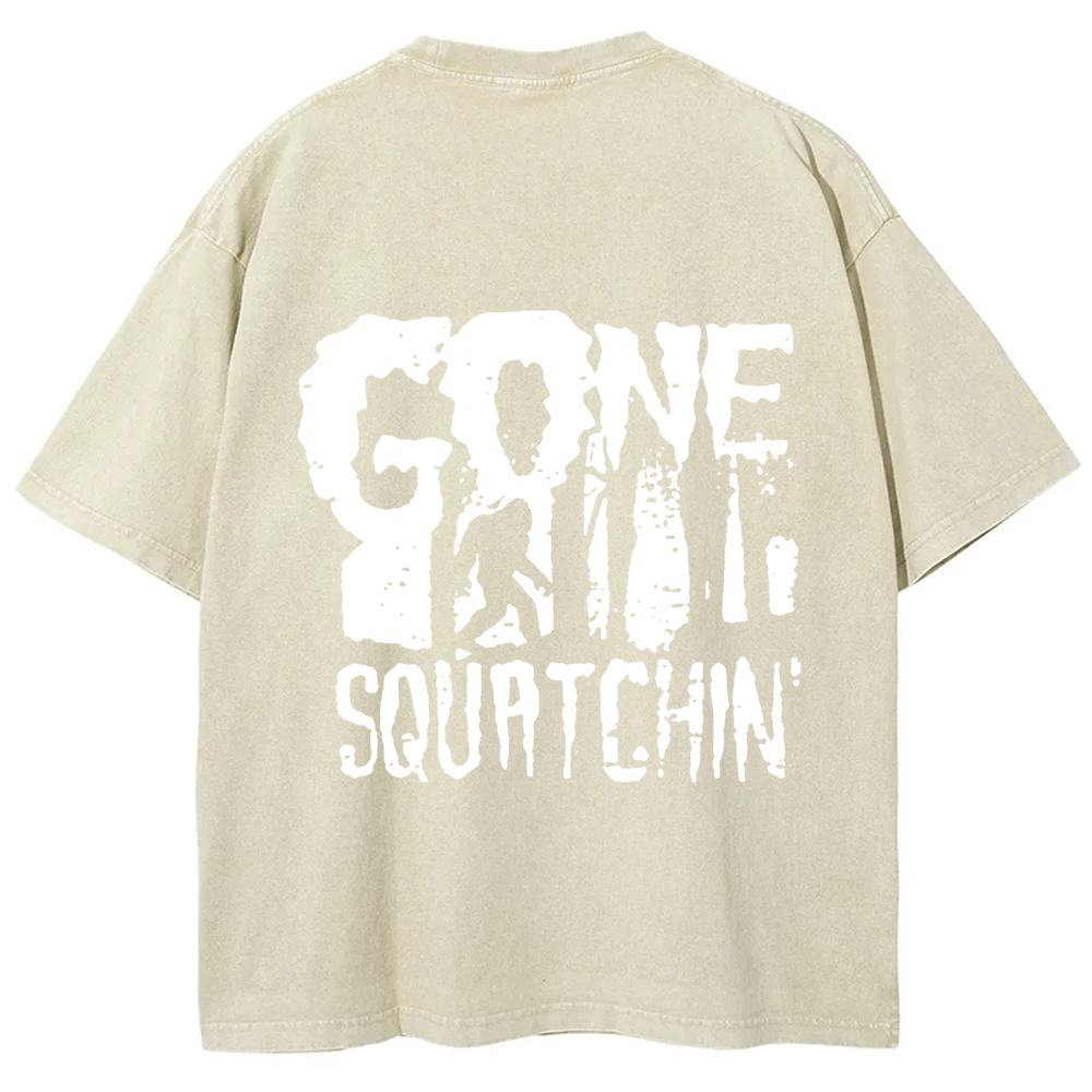 Unisex Vintage Gone Squatching Funny Big Foot t-Shirt