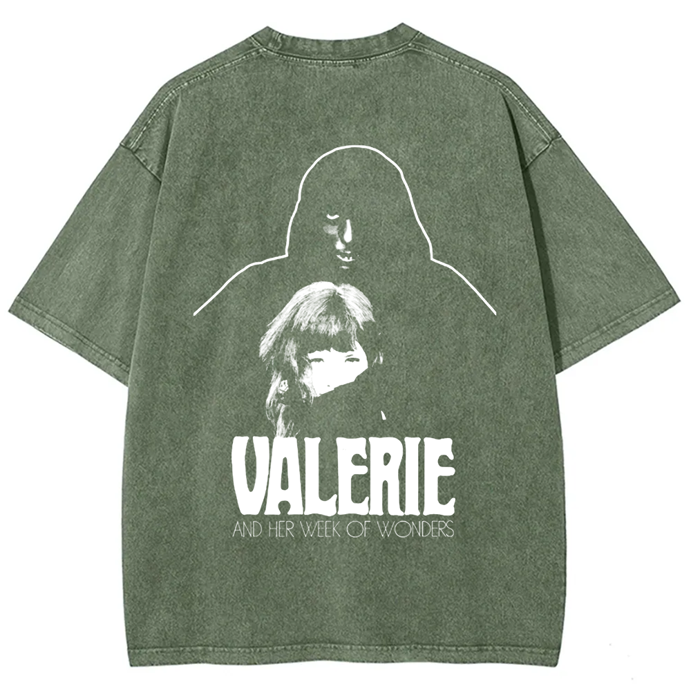Unisex Vintage Valerie And Her Week Of Wonders Movie  t-Shirt