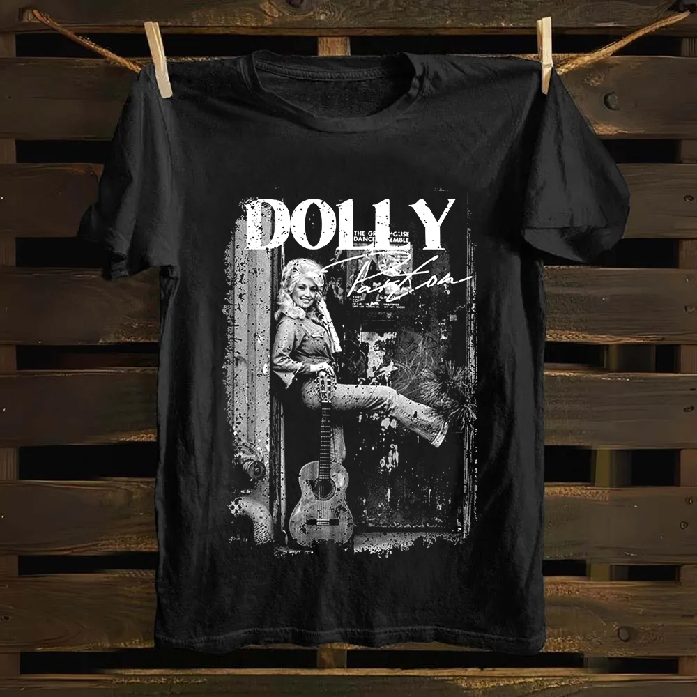 Unisex Vintage  Dolly Parton Singer Cotton T-Shirt