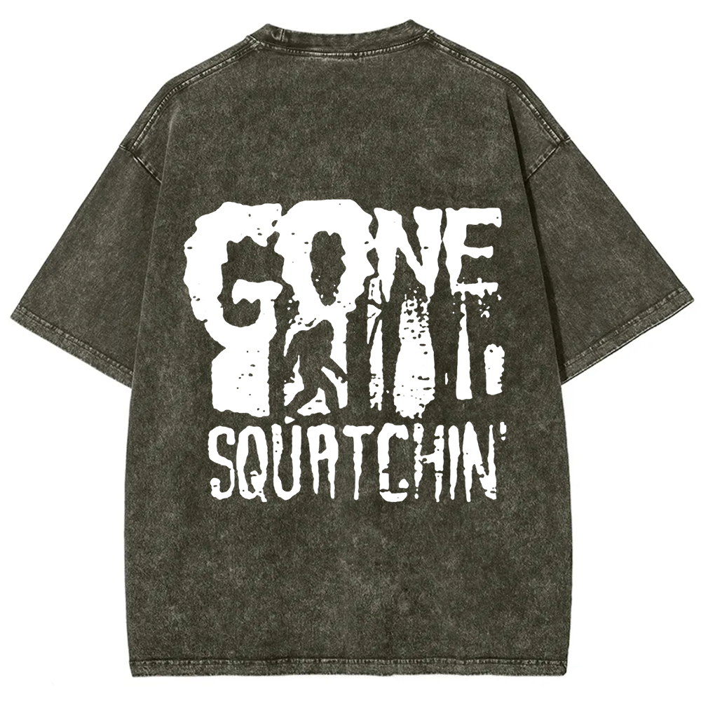 Unisex Vintage Gone Squatching Funny Big Foot t-Shirt