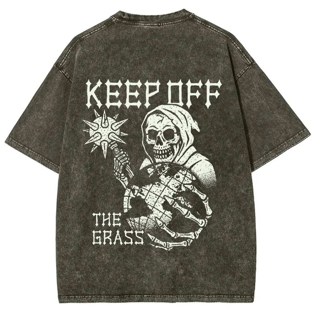 Unisex Vintage Keep Off The Grass Skull t-Shirt