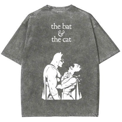 Unisex Vintage  Batman & Cat Woman comic art t-Shirt