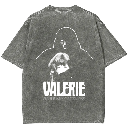 Unisex Vintage Valerie And Her Week Of Wonders Movie  t-Shirt