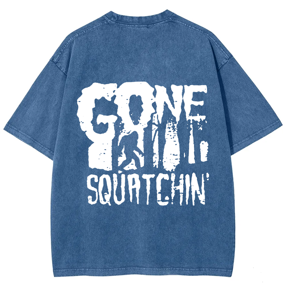 Unisex Vintage Gone Squatching Funny Big Foot t-Shirt