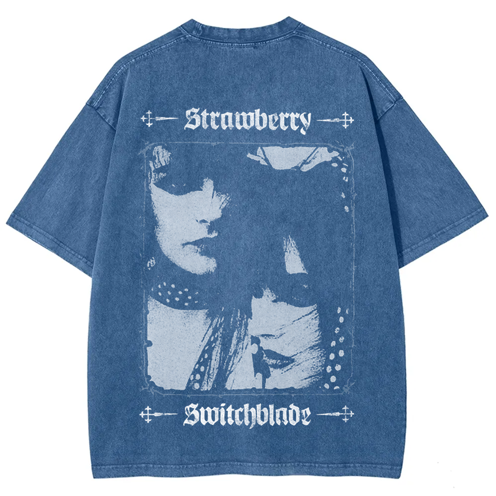 Unisex Vintage Strawberry Switchblade Band  t-Shirt