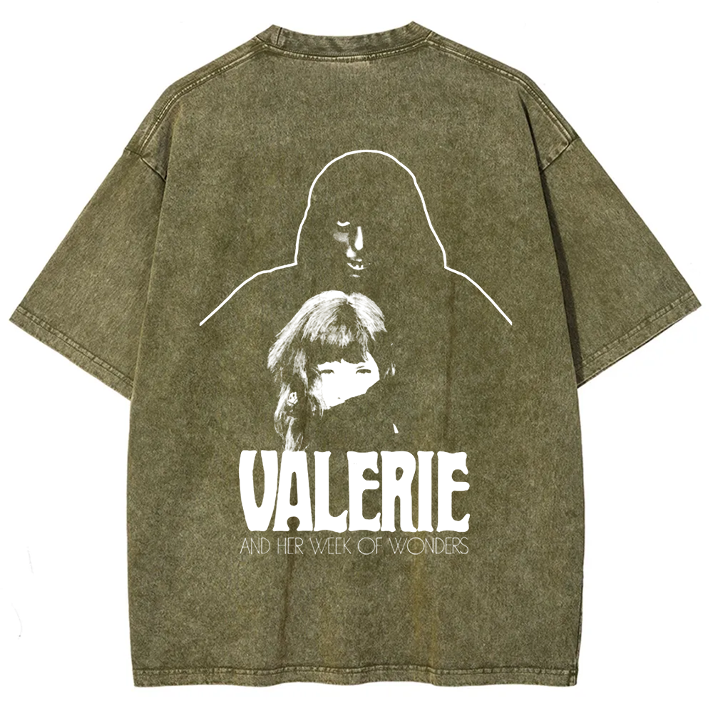 Unisex Vintage Valerie And Her Week Of Wonders Movie  t-Shirt