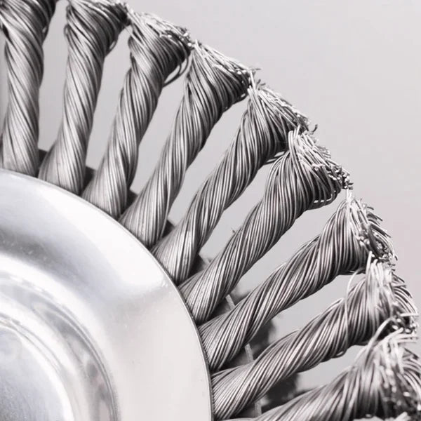 Break-Proof Steel Trimmer Blade – Slice Through Tough Weeds in Seconds