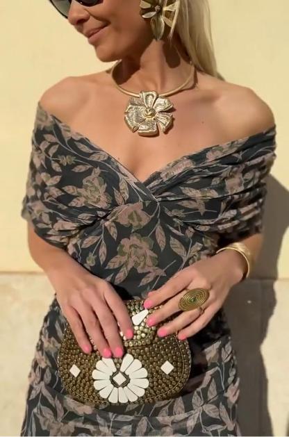 Women's off-the-shoulder V-neck printed dress
