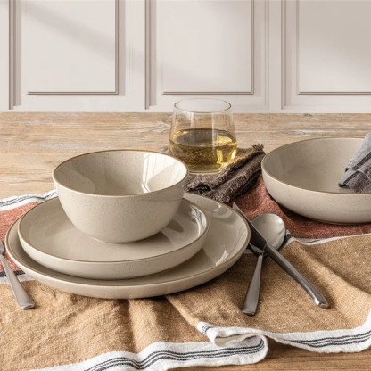 over&bthtack Options 16-piece Dinnerware Set