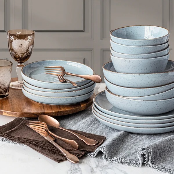 over&bthtack Options 16-piece Dinnerware Set