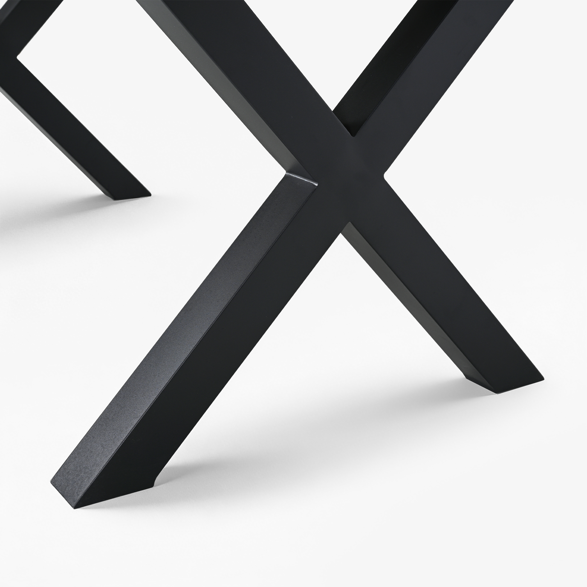 Expandable Outdoor Dining Table for 8 Person - D060