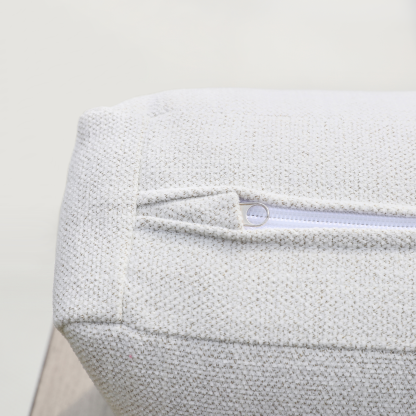 White textured cushion with hidden zipper detail - Seehill