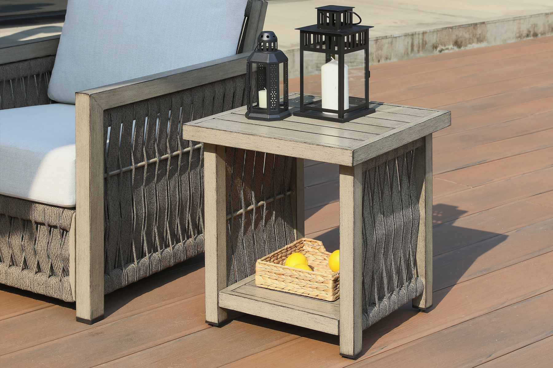 American Vintage Rope Weave Drink Table