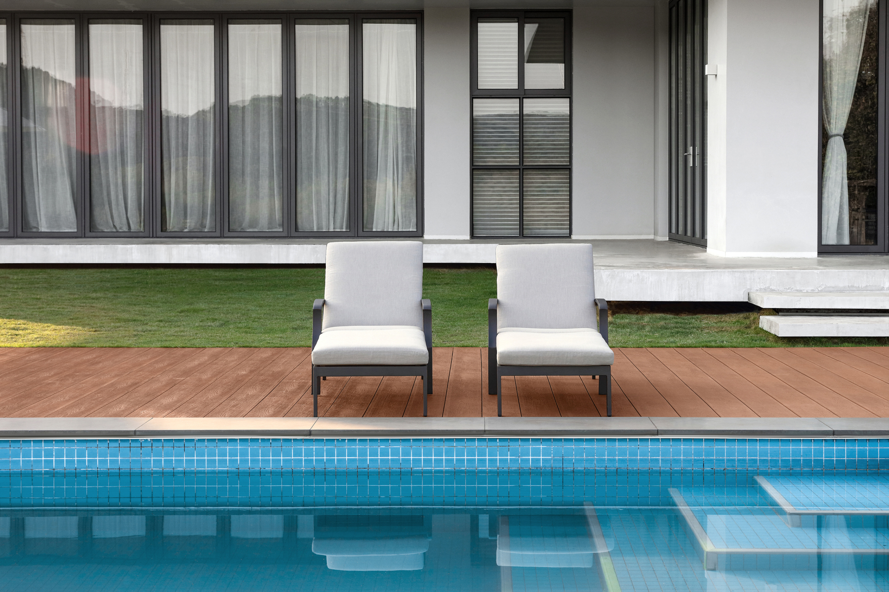 2 Pieces Sun Lounge Chairs