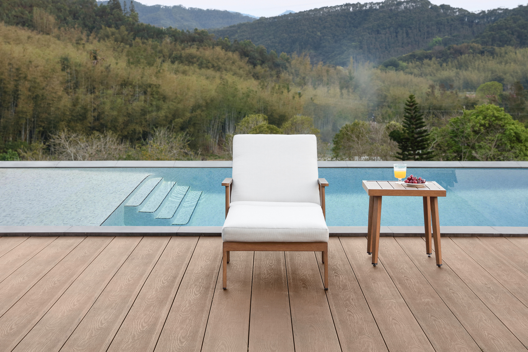 Aluminum Outdoor Sun Lounge Set With Side Table