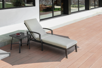 Outdoor Aluminum Sun Lounge With Cushion
