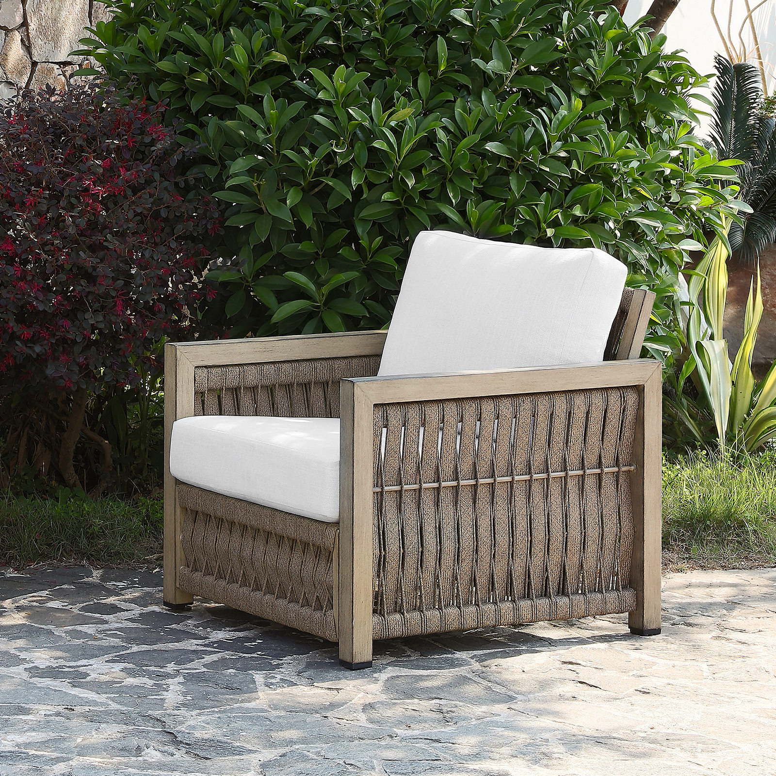 Weather-resistant woven armchair with beige frame - Seehill