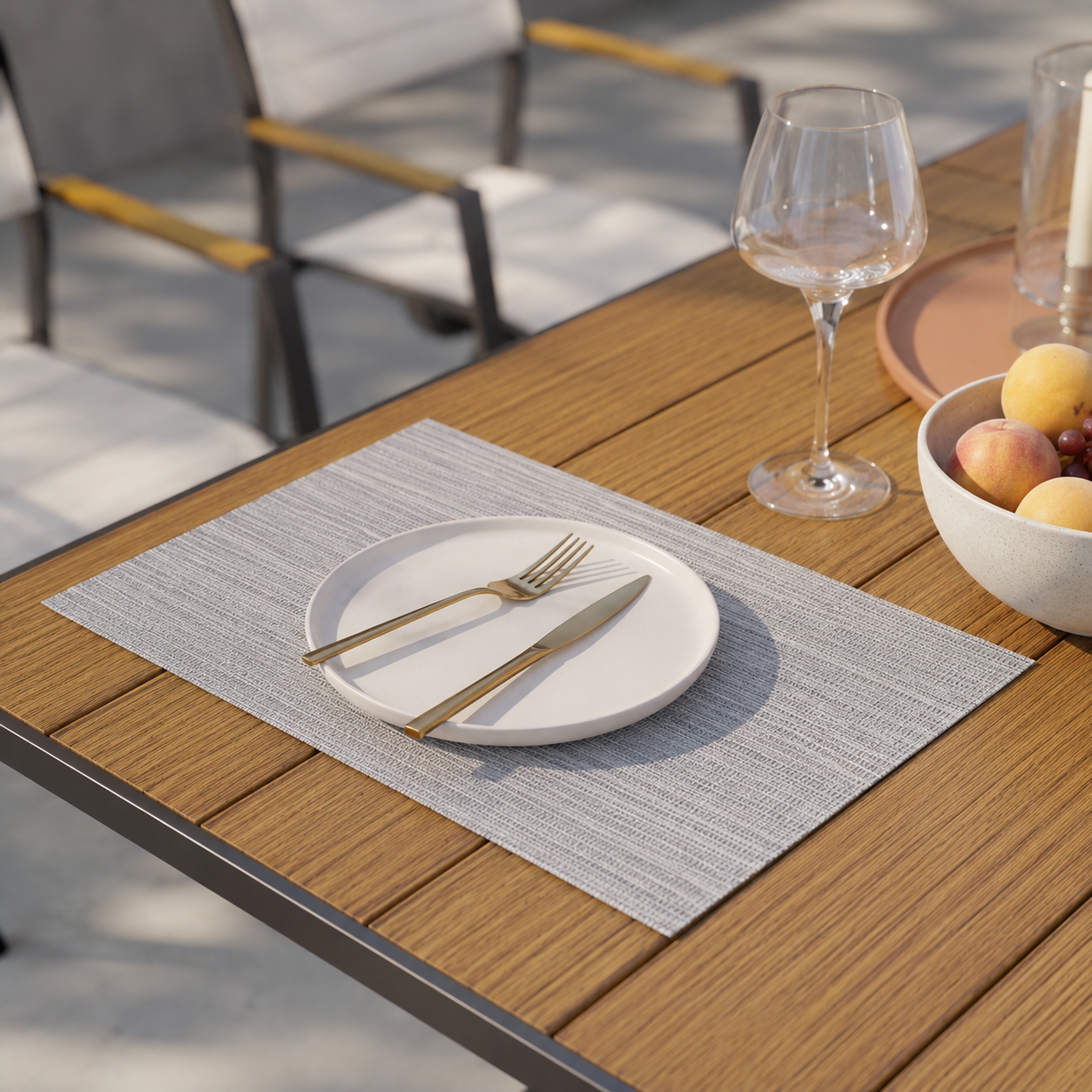 Versatile Clean-Look Placemats