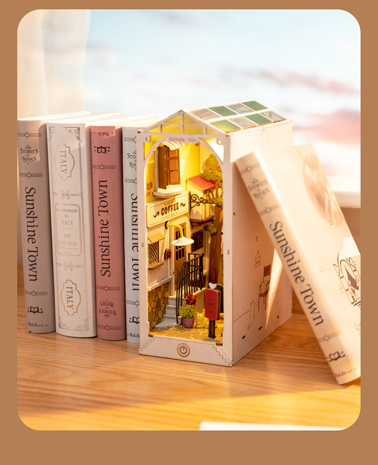 Sakura Densya Miniature Book Nook Shelf Insert