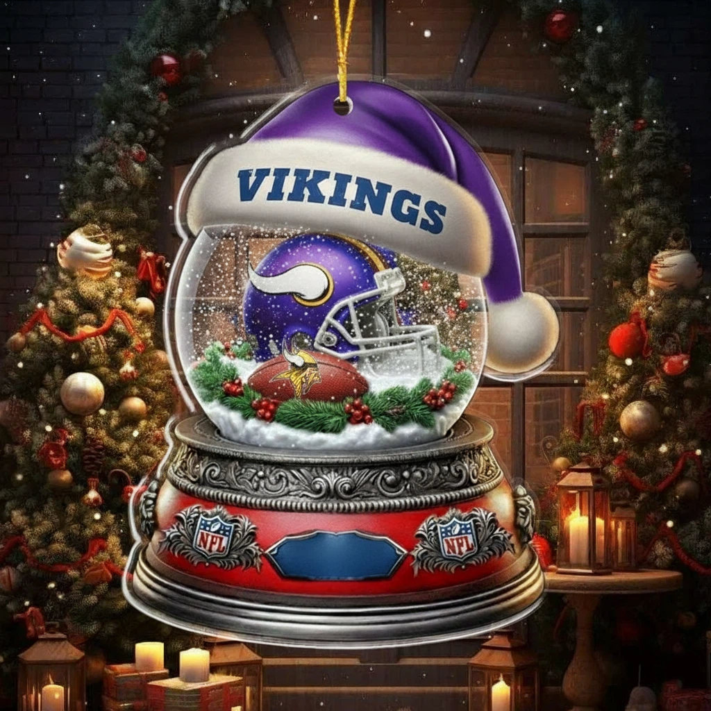 NFL Glass Snow Ball Helmet Football Ornament Editions Limited