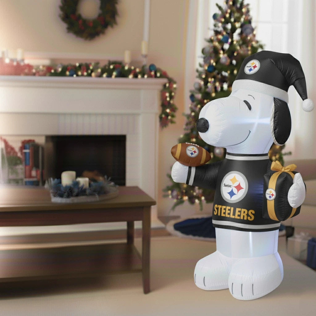 🎄 Inflatable Football Team Christmas Snoopy