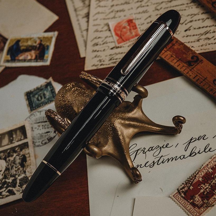 🎁Funny Octopus Phone Holder