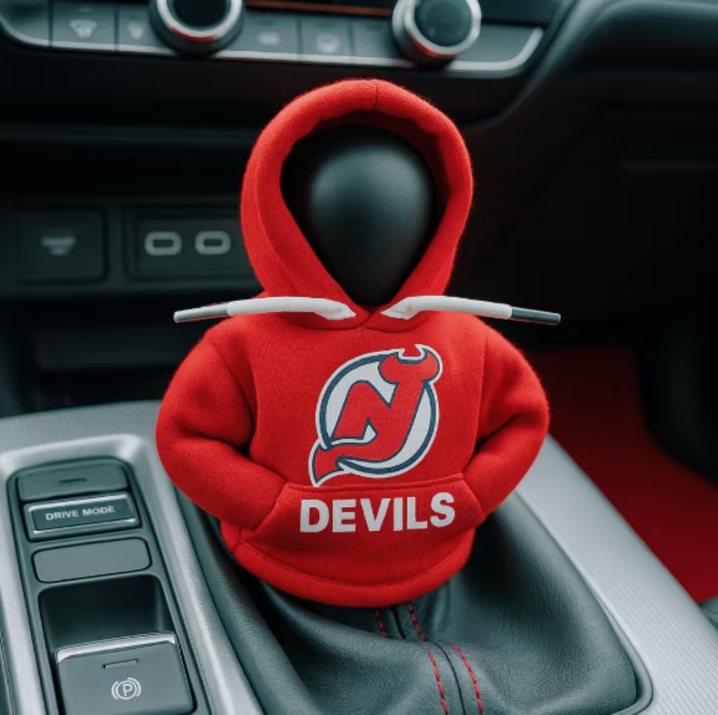 🏒 Gear Shift Hoodie Cover – Hockey Edition⚡