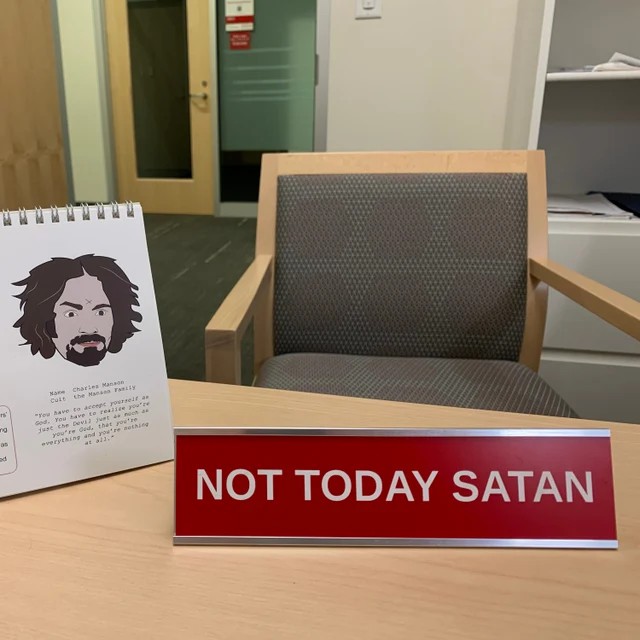 Funny Desk Sign Boss Gag Gift