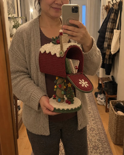Christmas mailbox by Bertrada