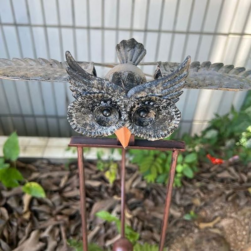 Flying Owl Garden Stake