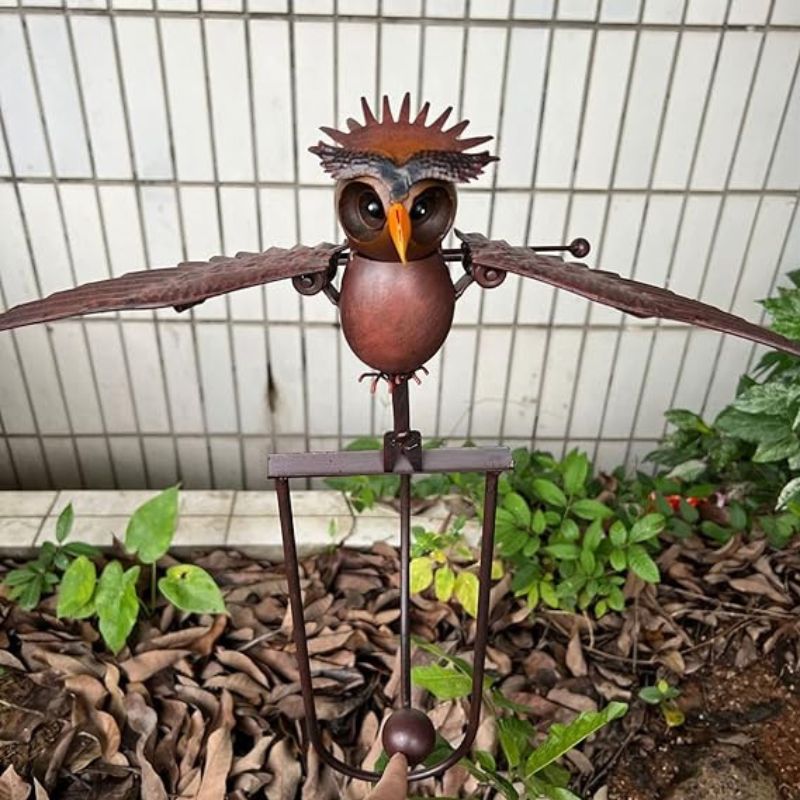 Flying Owl Garden Stake