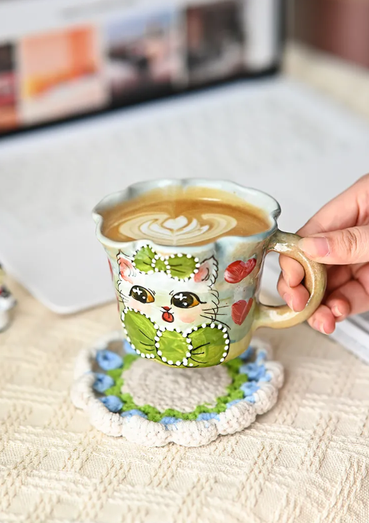 Handmade Cat Mug｜Jingdezhen Fully Handcrafted Ceramic Mug – Adorable Cat Design for Water, Milk, or Coffee · Green Cat · Flower-Rim Hand-Pinched Cup