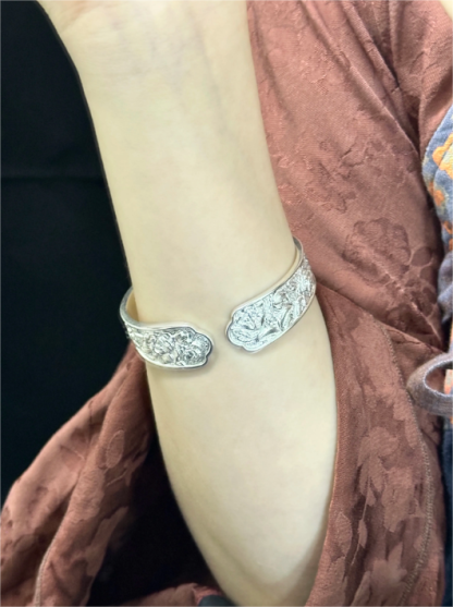 [Chang An Le] 999.9 Fine Silver Solid Heavyweight Bangle – Intricately Carved, Traditional Craftsmanship, Approx. 51g