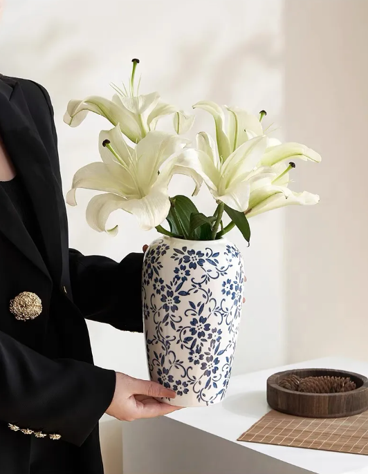 Jingdezhen Underglaze Hand-Painted Blue and White Porcelain Vase – New Chinese Style Ceramic Decoration with Peony, Snow Willow, and Wintergreen Motifs, Perfect for Living Room Display or Gifting