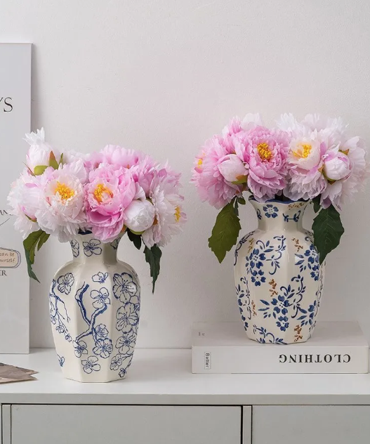 New Chinese-Style Hand-Painted Plum Blossom Blue and White Porcelain Vase – Ceramic Decoration for Living Room or Entryway, Ideal for Display or Hydroponic Peonies