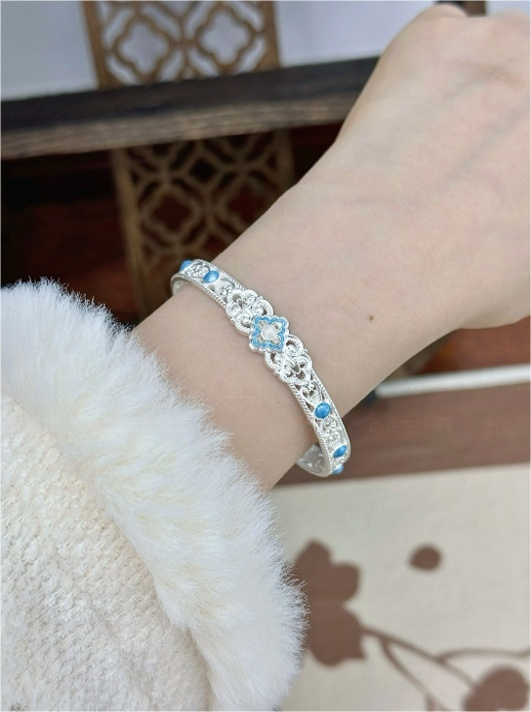 [Song Elegance] 999.9 Fine Silver Cloisonné Bangle – Intangible Cultural Heritage · Intricate Filigree Design · Niche & Artisan Craftsmanship · Closed Bangle, Approx. 20g · Size 54 (Approx. 18g)