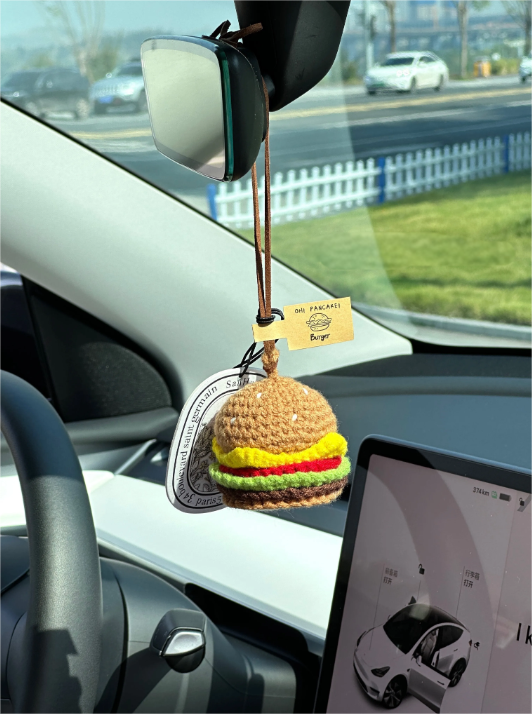 Original Lucky Burger Plush Charm – Handmade Knitted Decoration for Car Rearview Mirror, Bag, or Keychain · Burger Pendant (Includes Scented Pad)