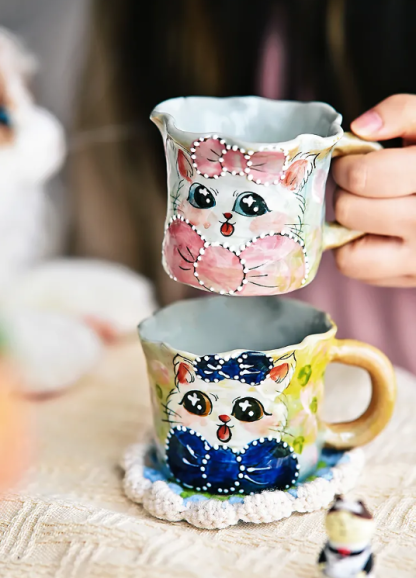 Handmade Cat Mug｜Jingdezhen Fully Handcrafted Ceramic Mug – Adorable Cat Design for Water, Milk, or Coffee · Green Cat · Flower-Rim Hand-Pinched Cup