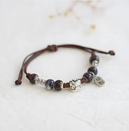 New Chinese Retro Ceramic Beaded Bracelet for Women – Guochao Lucky Blessing Lion Bracelet for Students · Auspicious Lion Charm Bracelet