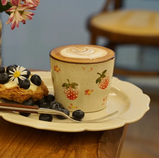 Jingdezhen Underglaze Handcrafted Cups – 230ml Flared Mouth Cup, 260ml Choko Cup, Latte Art Coffee Cup · Cherry Choko Cup 260ml