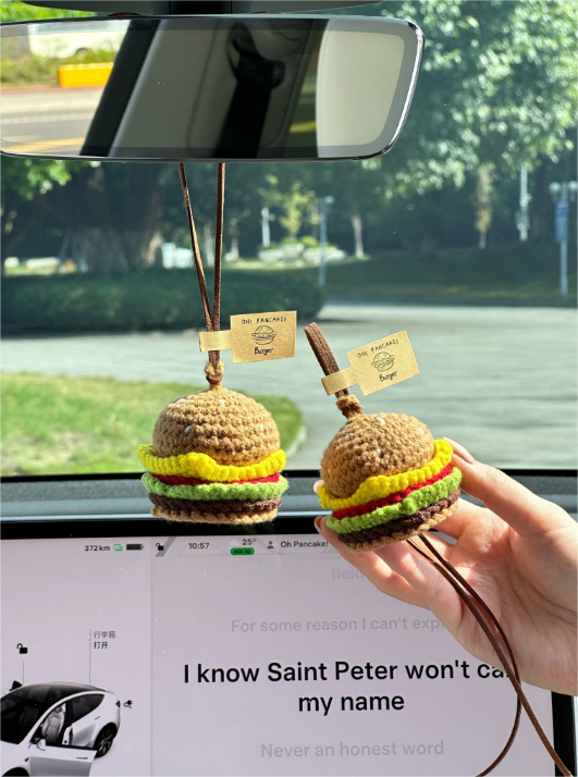 Original Lucky Burger Plush Charm – Handmade Knitted Decoration for Car Rearview Mirror, Bag, or Keychain · Burger Pendant (Includes Scented Pad)