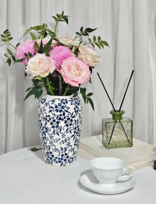 Jingdezhen Underglaze Hand-Painted Blue and White Porcelain Vase – New Chinese Style Ceramic Decoration with Peony, Snow Willow, and Wintergreen Motifs, Perfect for Living Room Display or Gifting